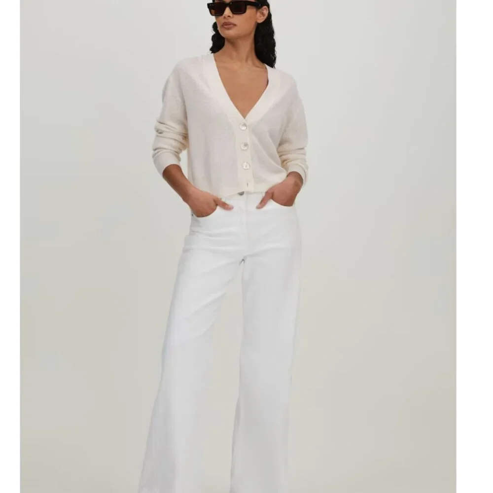 CRUSH Collection Acai Cashmere V Neck Button Down Relaxed Cardigan White Cream S - Picture 3 of 11